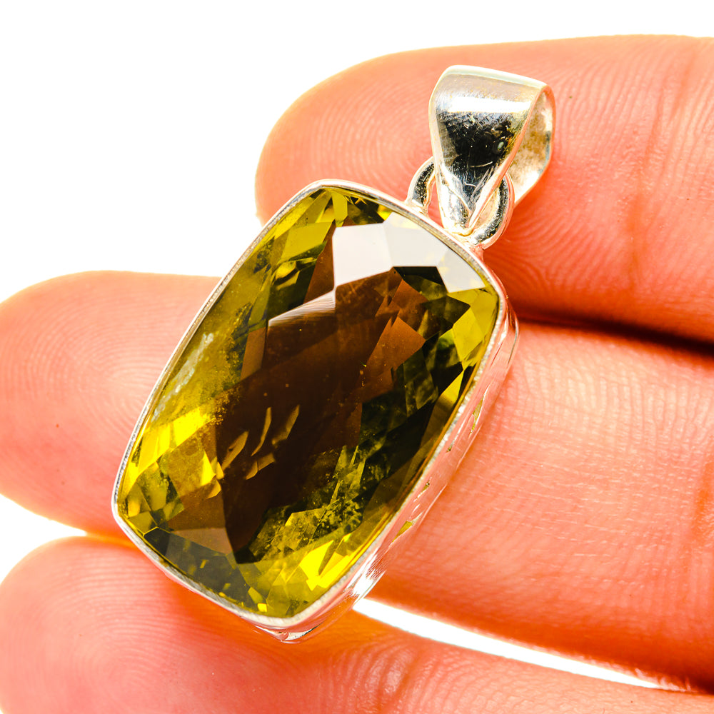 Olive Quartz Pendants handcrafted by Anasilvercos - PD4302