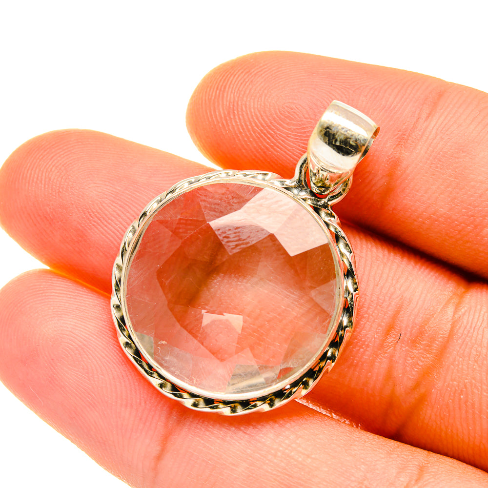 White Quartz Pendants handcrafted by Anasilvercos - PD4361