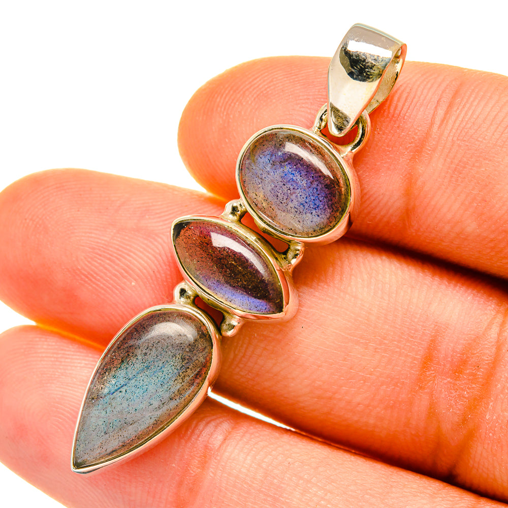 Labradorite Pendants handcrafted by Anasilvercos - PD4491