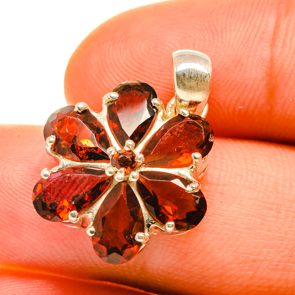 Garnet Pendants handcrafted by Anasilvercos - PD4494