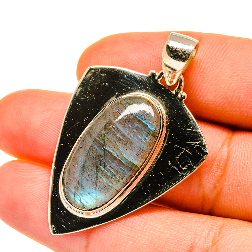 Labradorite Pendants handcrafted by Anasilvercos - PD4520