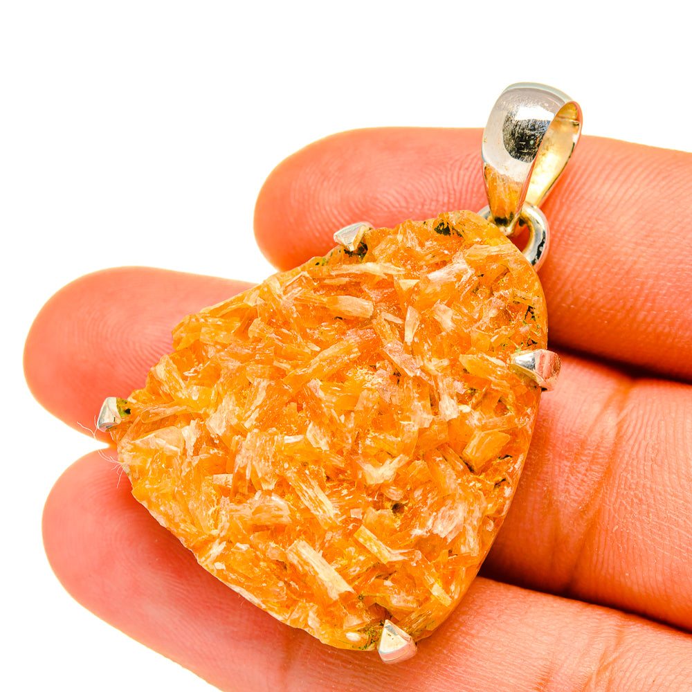 Calcite Pendants handcrafted by Anasilvercos - PD4539