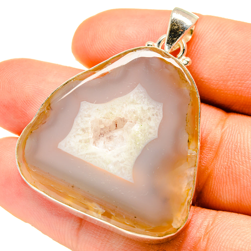 Geode Slice Pendants handcrafted by Anasilvercos - PD759621