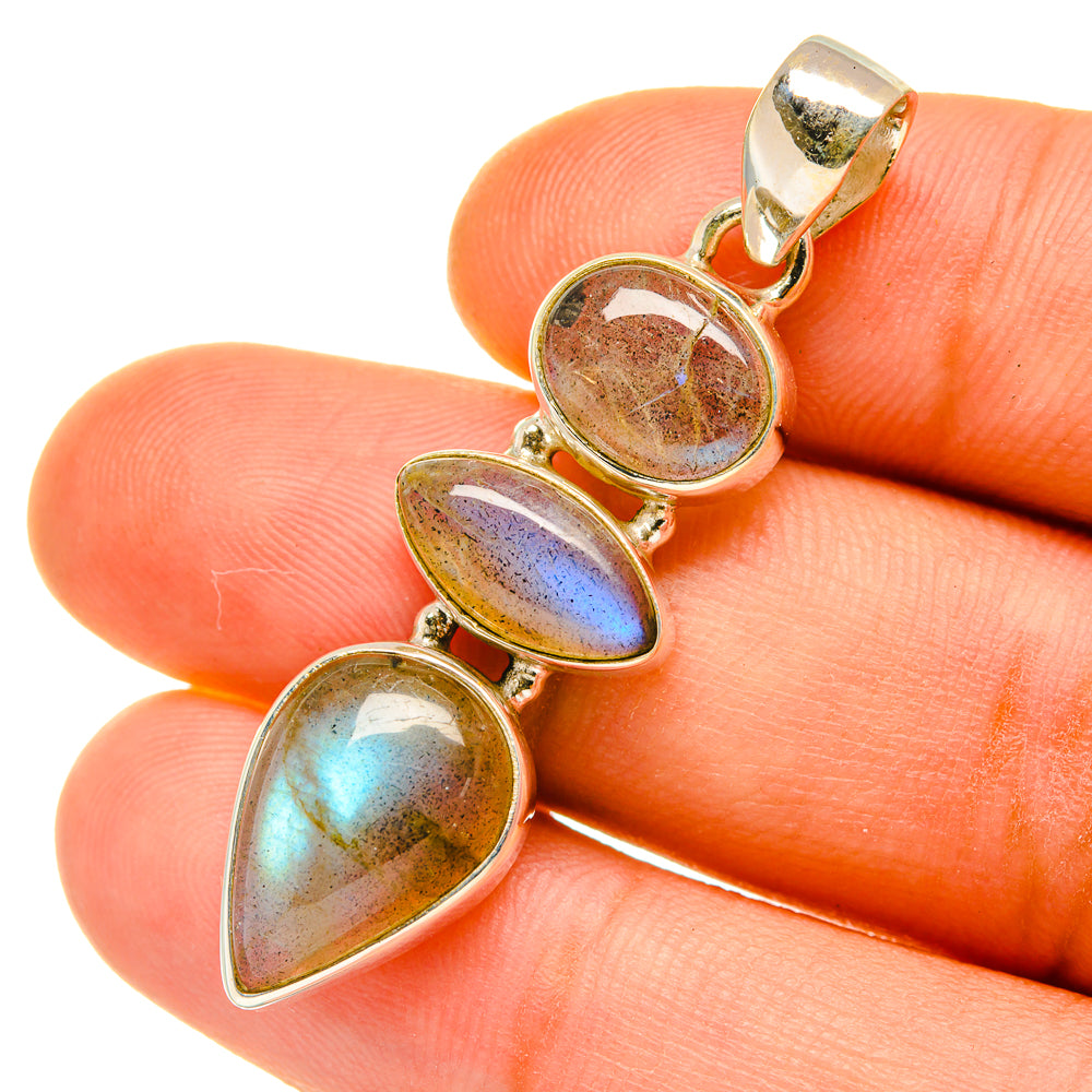 Labradorite Pendants handcrafted by Anasilvercos - PD4673
