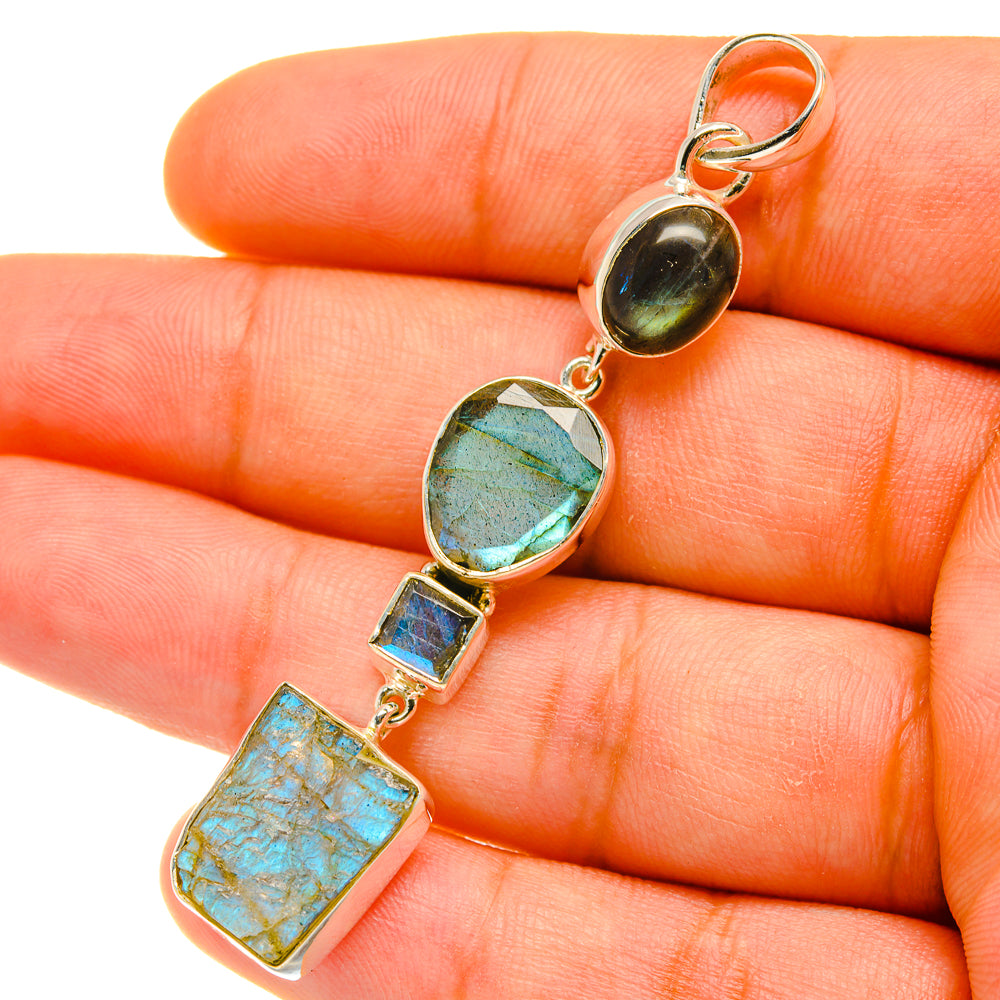 Labradorite Pendants handcrafted by Anasilvercos - PD4686
