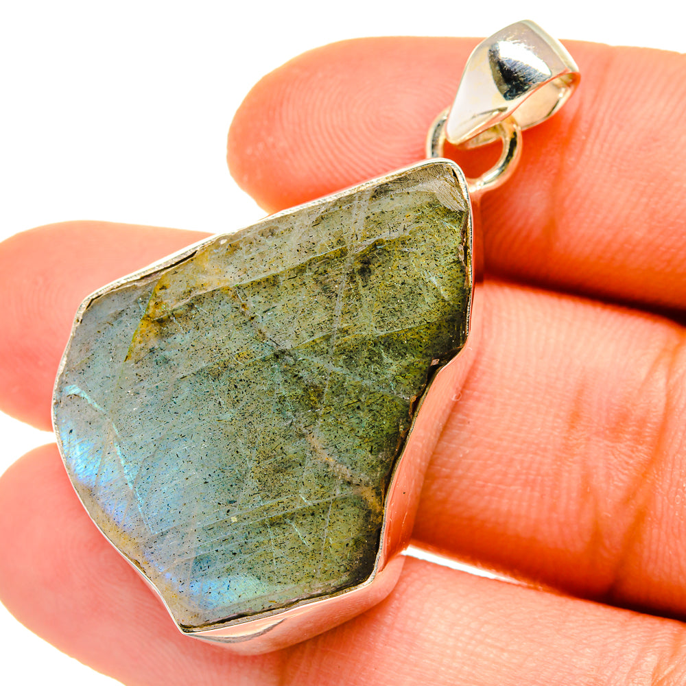 Labradorite Pendants handcrafted by Anasilvercos - PD4968