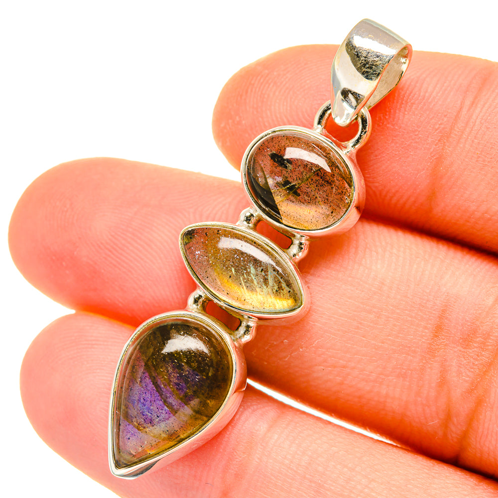 Labradorite Pendants handcrafted by Anasilvercos - PD4981