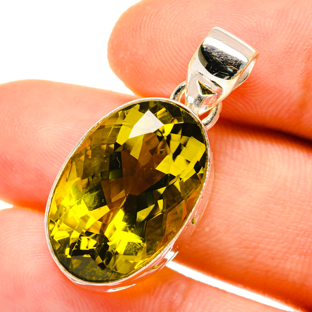 Olive Quartz Pendants handcrafted by Anasilvercos - PD5004