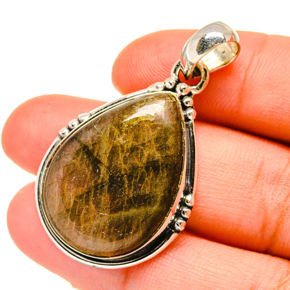 Labradorite Pendants handcrafted by Anasilvercos - PD5332