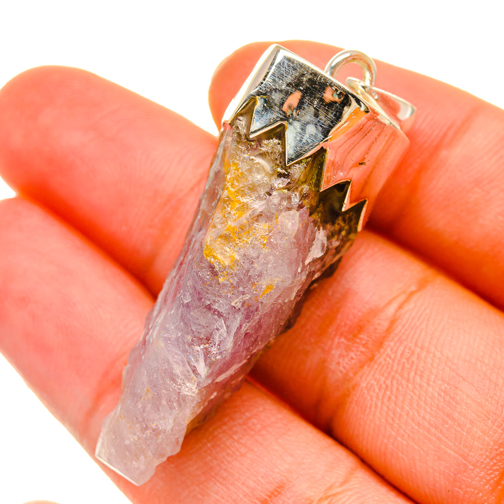 Kunzite Pendants handcrafted by Anasilvercos - PD5359