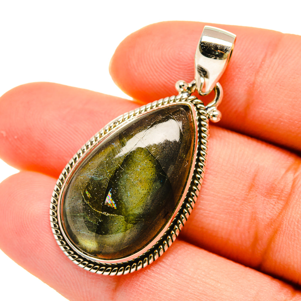 Labradorite Pendants handcrafted by Anasilvercos - PD5387