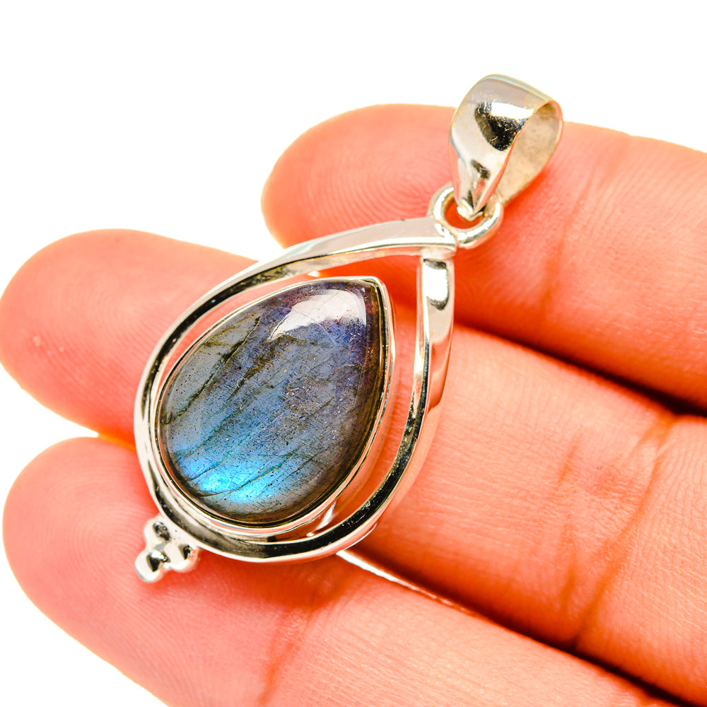 Labradorite Pendants handcrafted by Anasilvercos - PD5398