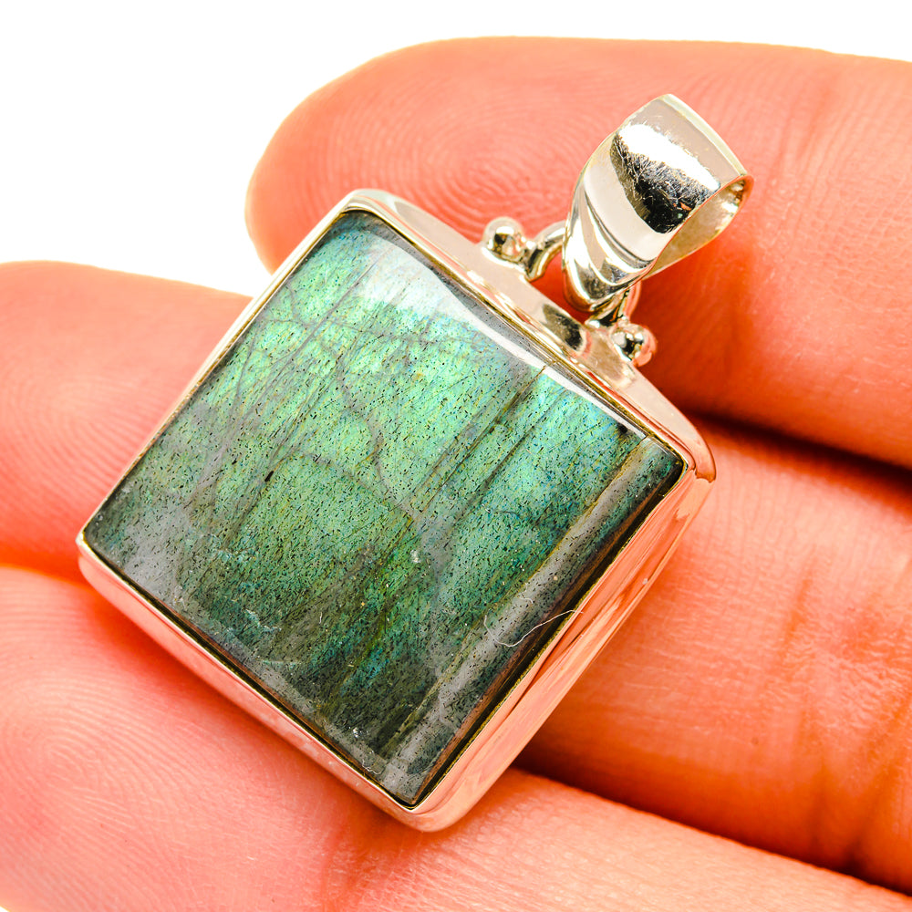 Labradorite Pendants handcrafted by Anasilvercos - PD5442