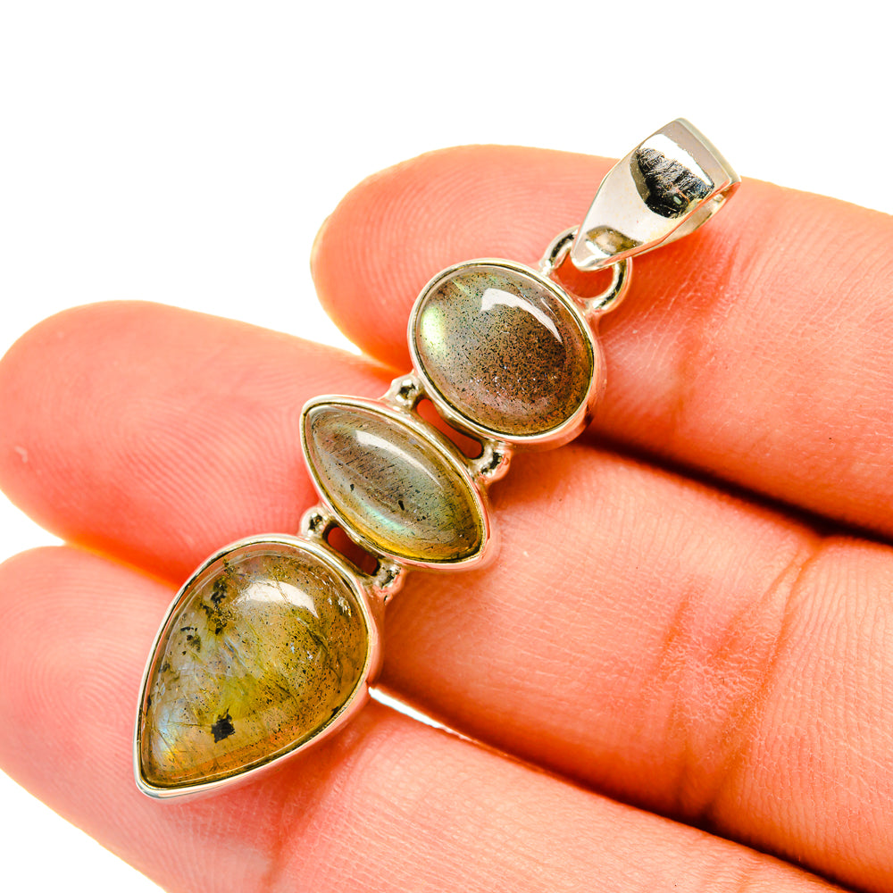 Labradorite Pendants handcrafted by Anasilvercos - PD5472