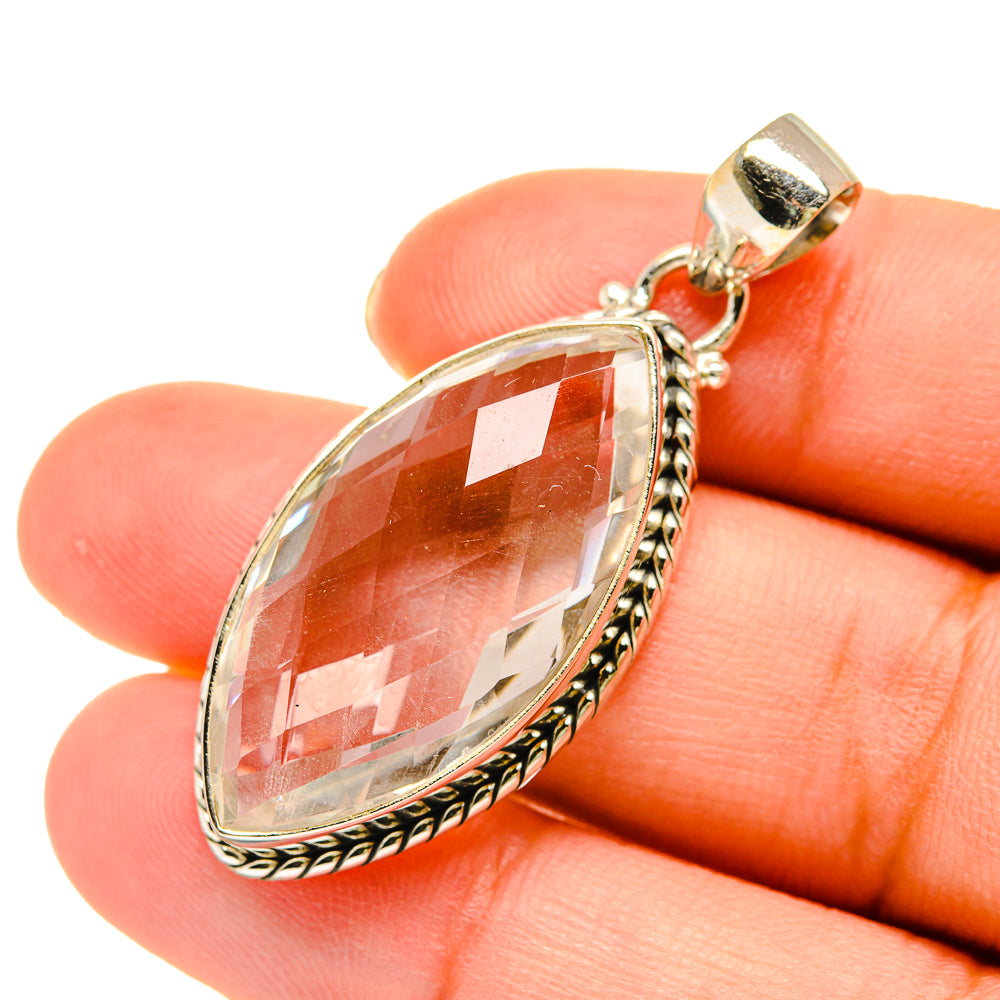 White Quartz Pendants handcrafted by Anasilvercos - PD5482
