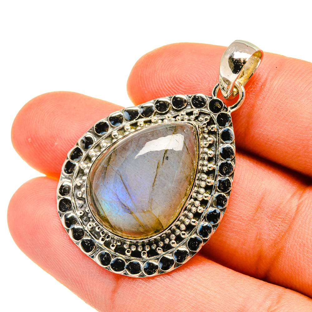Labradorite Pendants handcrafted by Anasilvercos - PD5531
