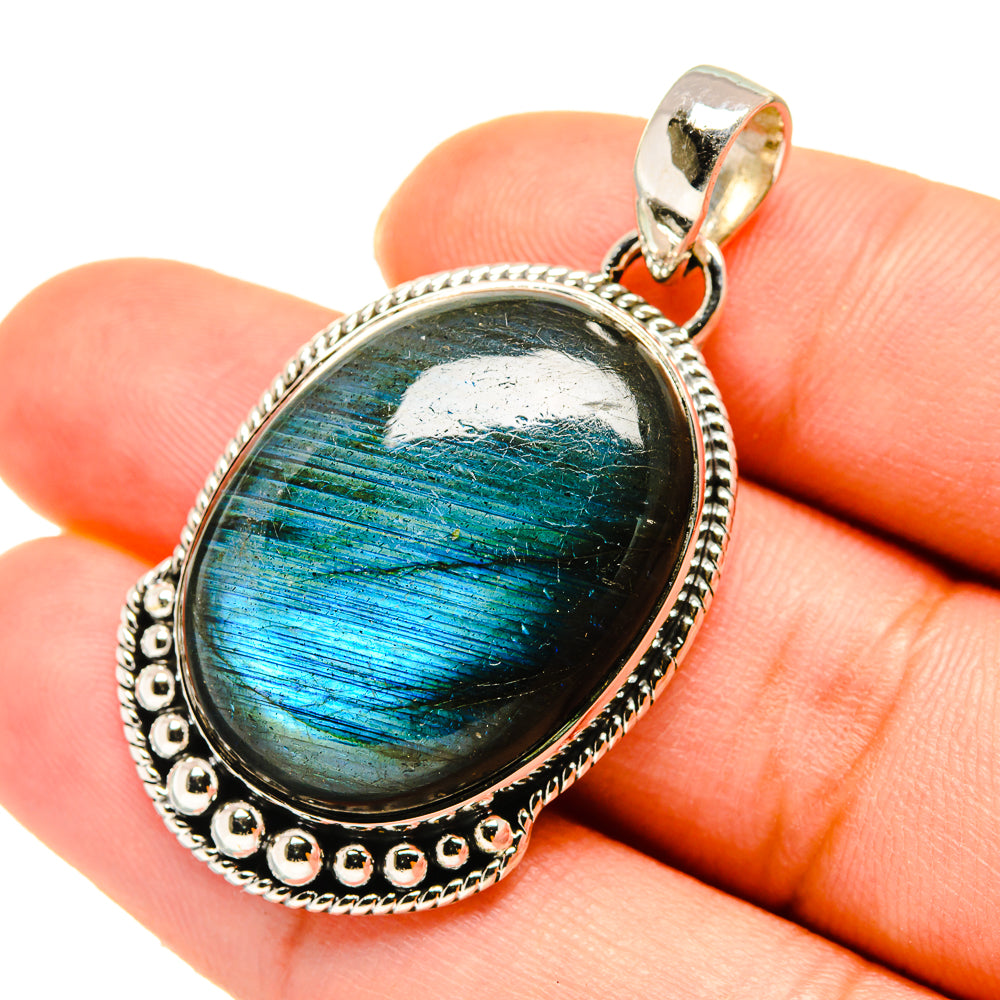 Labradorite Pendants handcrafted by Anasilvercos - PD5557