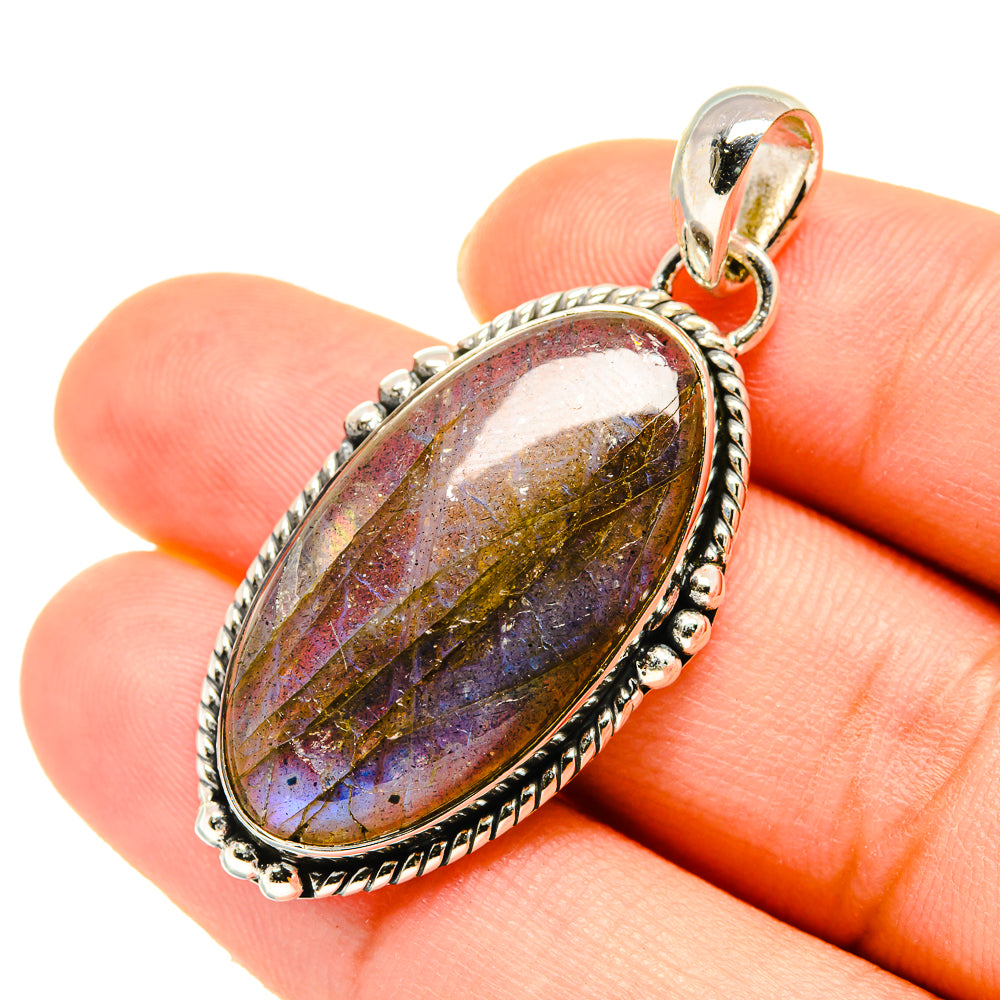 Labradorite Pendants handcrafted by Anasilvercos - PD5562