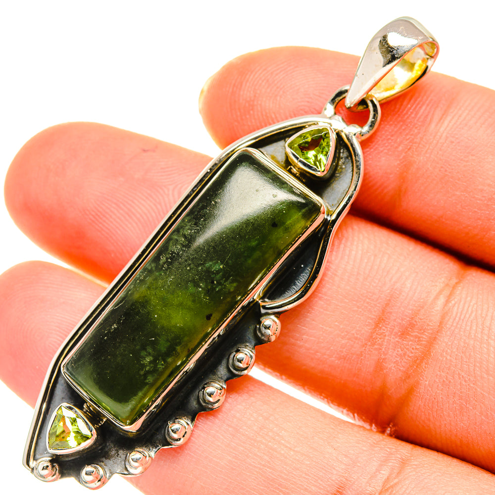 Peridot Pendants handcrafted by Anasilvercos - PD5604