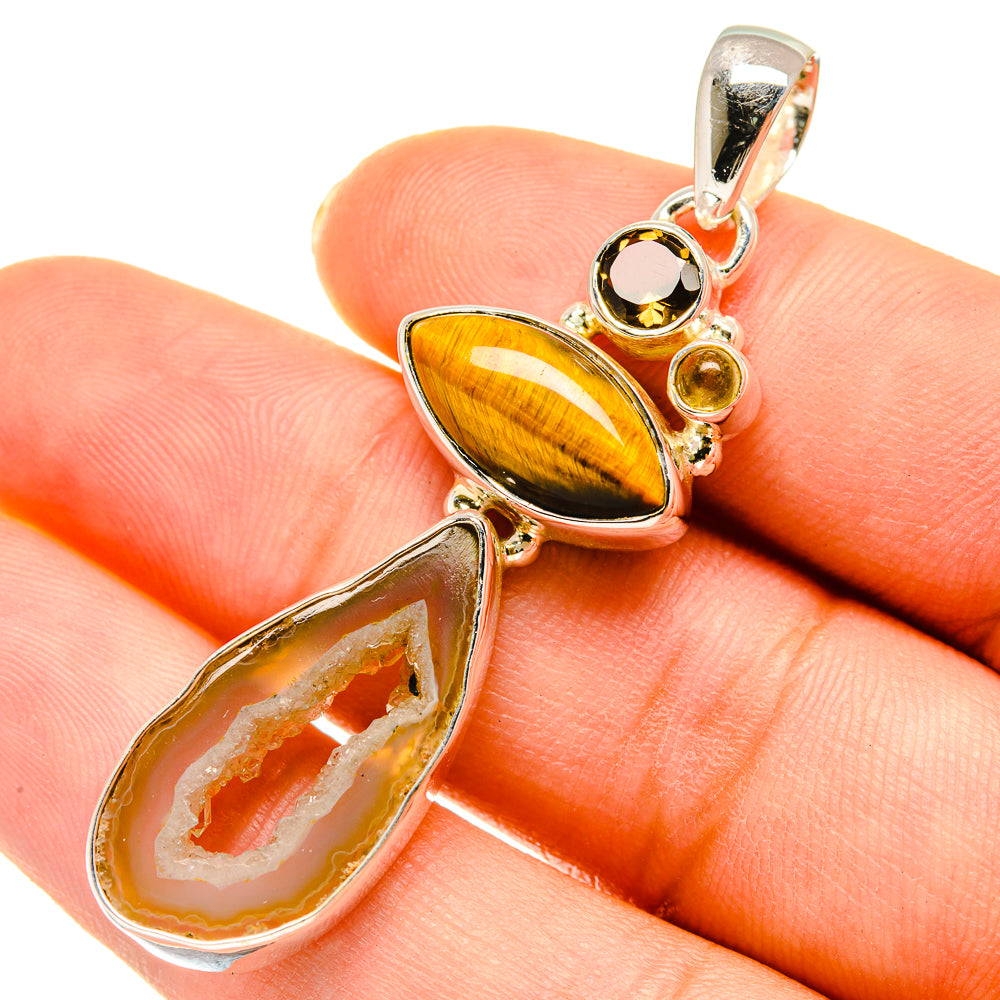 Occo Geode Pendants handcrafted by Anasilvercos - PD5610