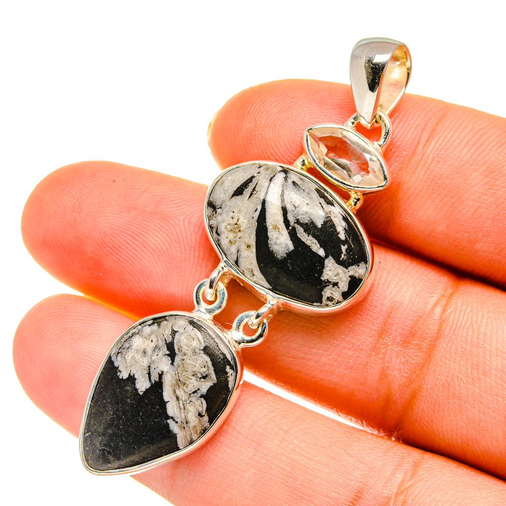 Chrysanthemum Stone Pendants handcrafted by Anasilvercos - PD5641