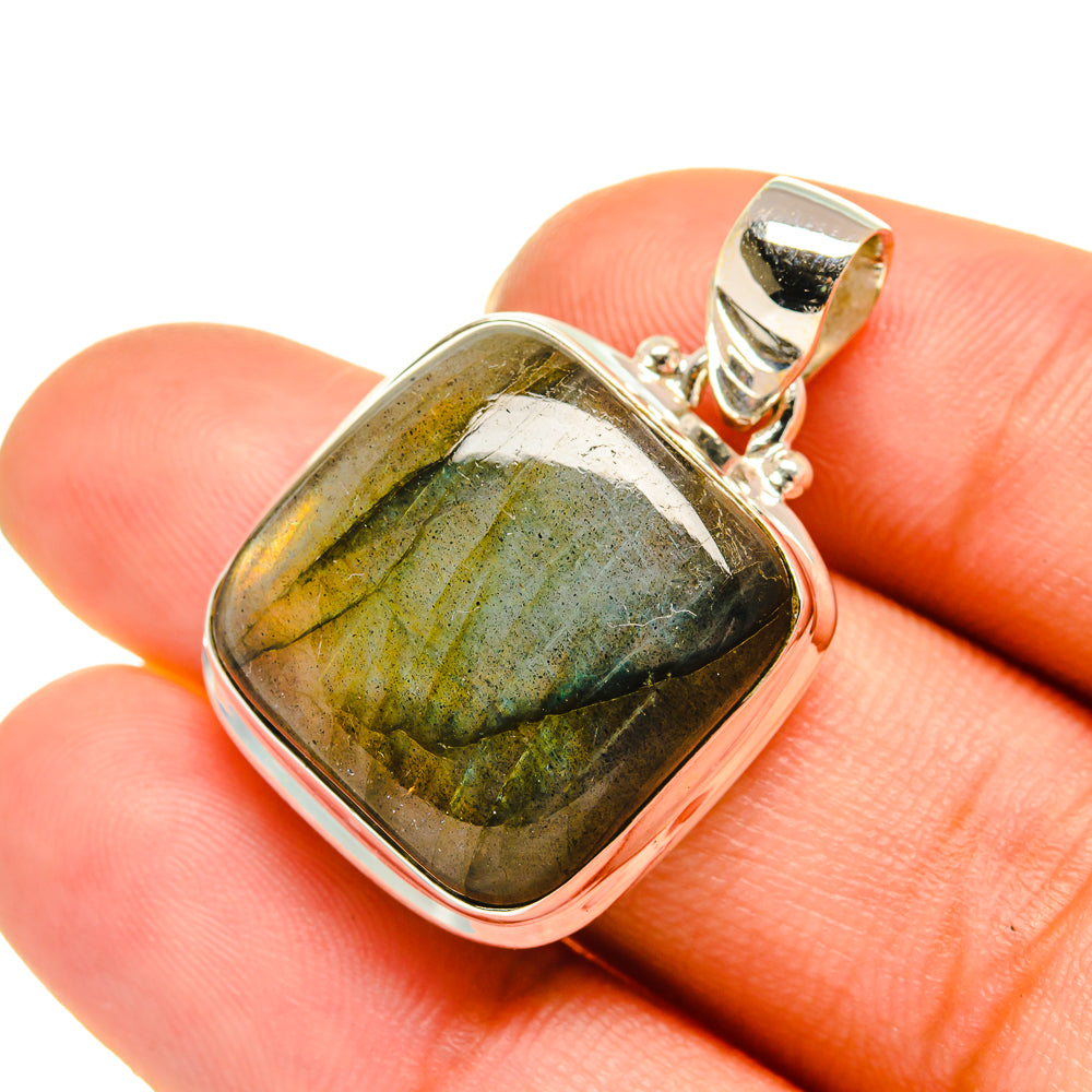 Labradorite Pendants handcrafted by Anasilvercos - PD5756