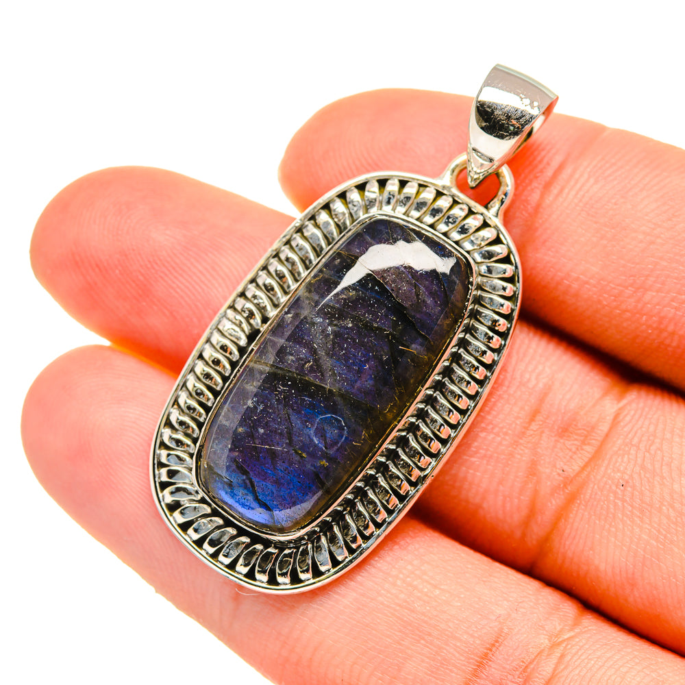 Labradorite Pendants handcrafted by Anasilvercos - PD5778