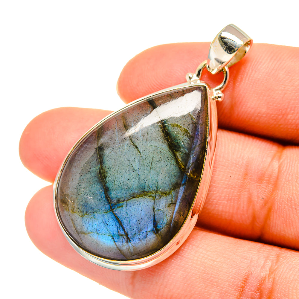 Labradorite Pendants handcrafted by Anasilvercos - PD5792