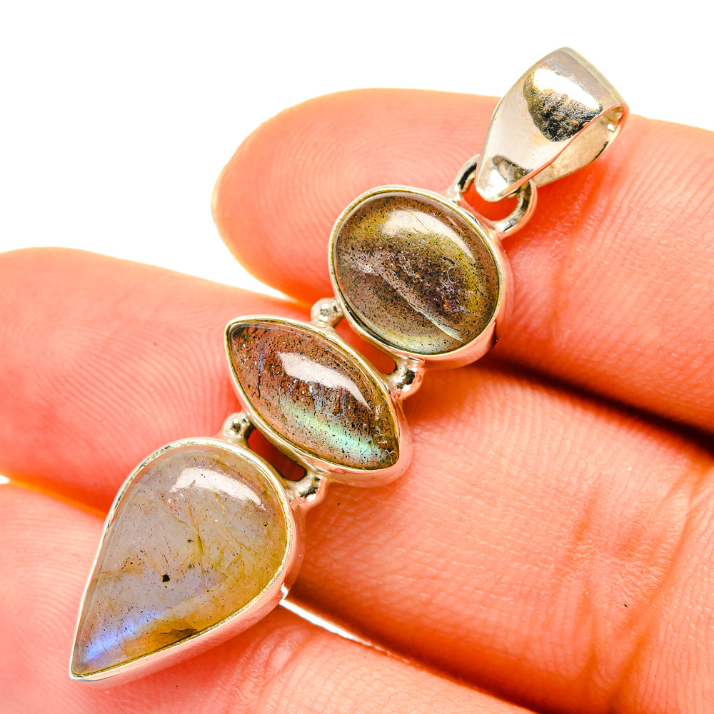 Labradorite Pendants handcrafted by Anasilvercos - PD5896
