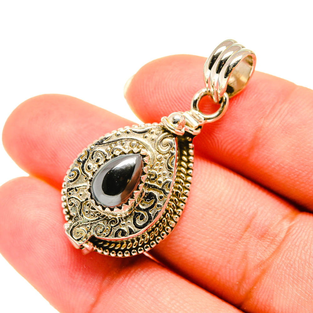 Hematite Pendants handcrafted by Anasilvercos - PD5910