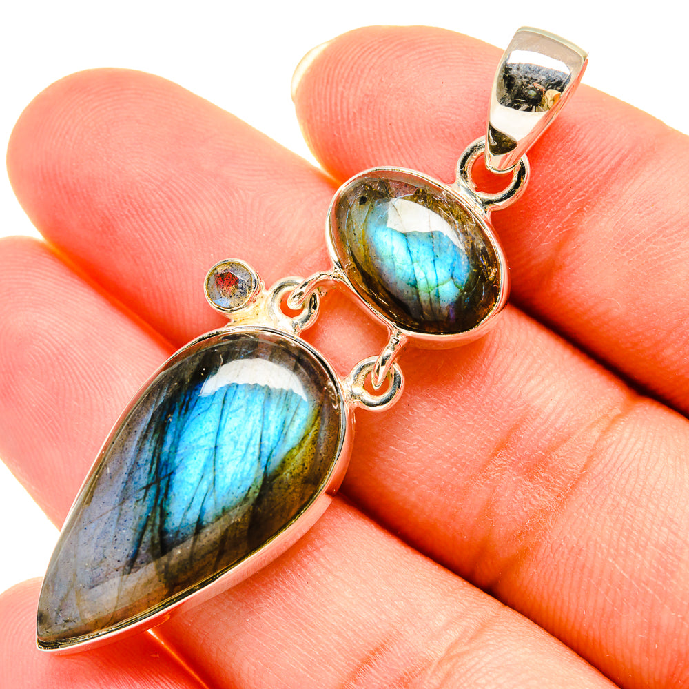 Labradorite Pendants handcrafted by Anasilvercos - PD5931