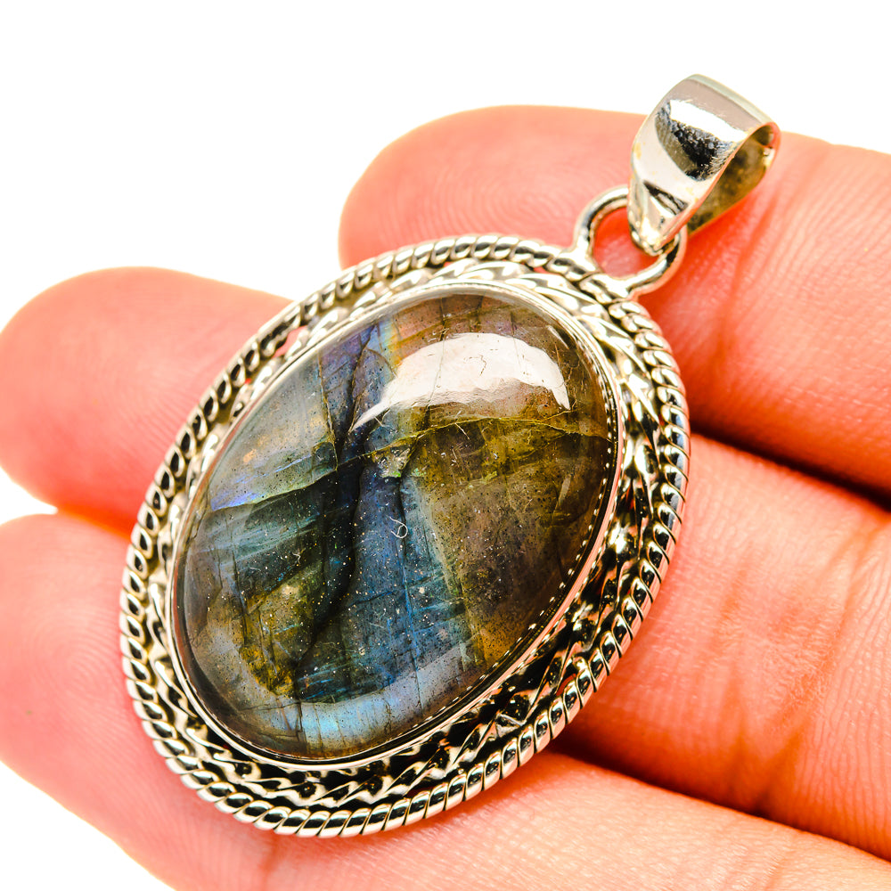 Labradorite Pendants handcrafted by Anasilvercos - PD6096