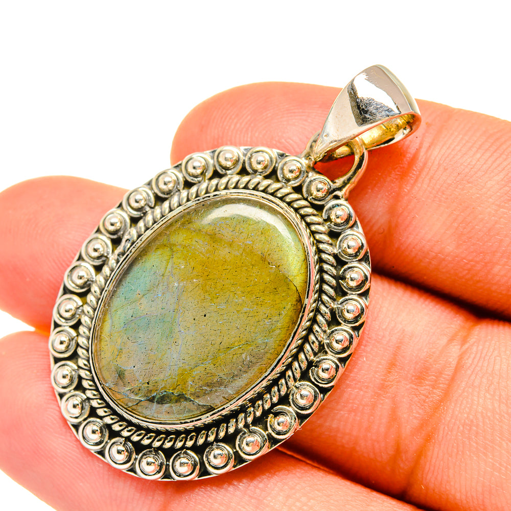 Labradorite Pendants handcrafted by Anasilvercos - PD6306