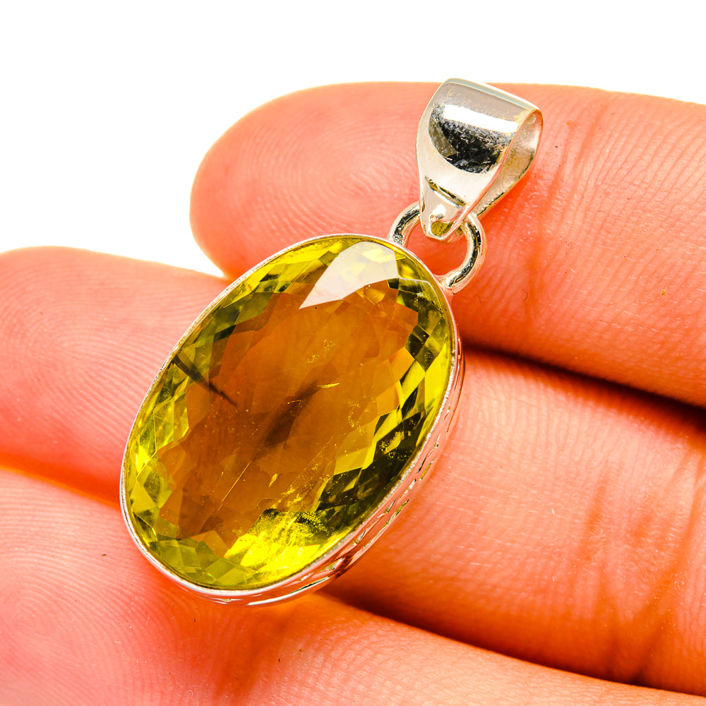 Olive Quartz Pendants handcrafted by Anasilvercos - PD6311