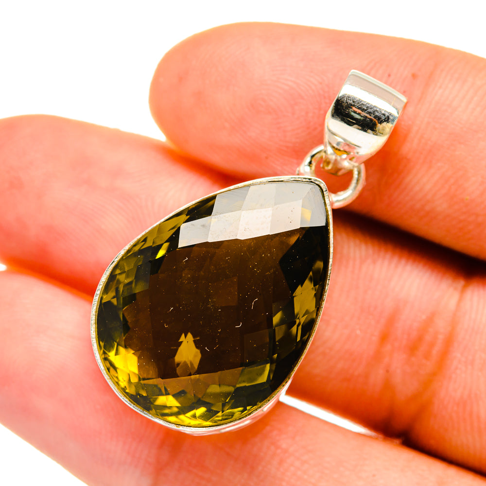 Olive Quartz Pendants handcrafted by Anasilvercos - PD6313