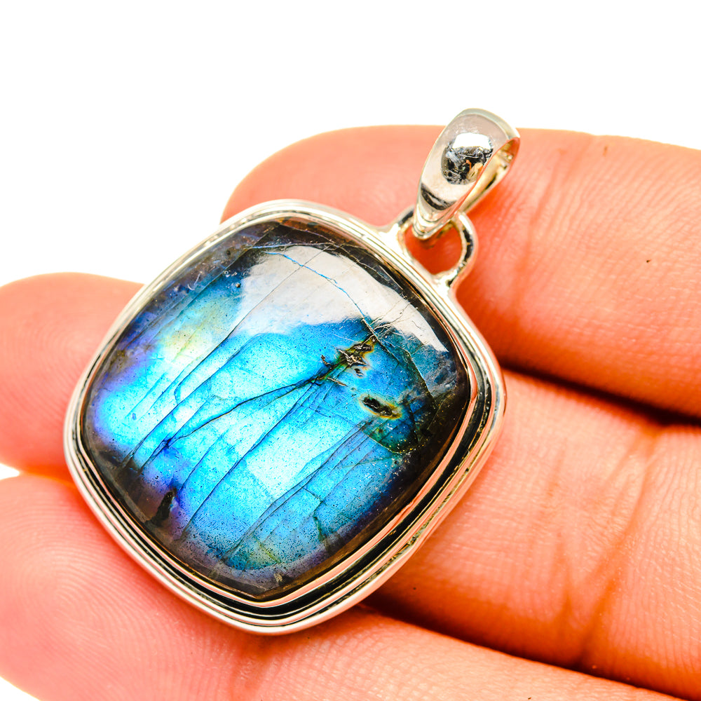 Labradorite Pendants handcrafted by Anasilvercos - PD6328