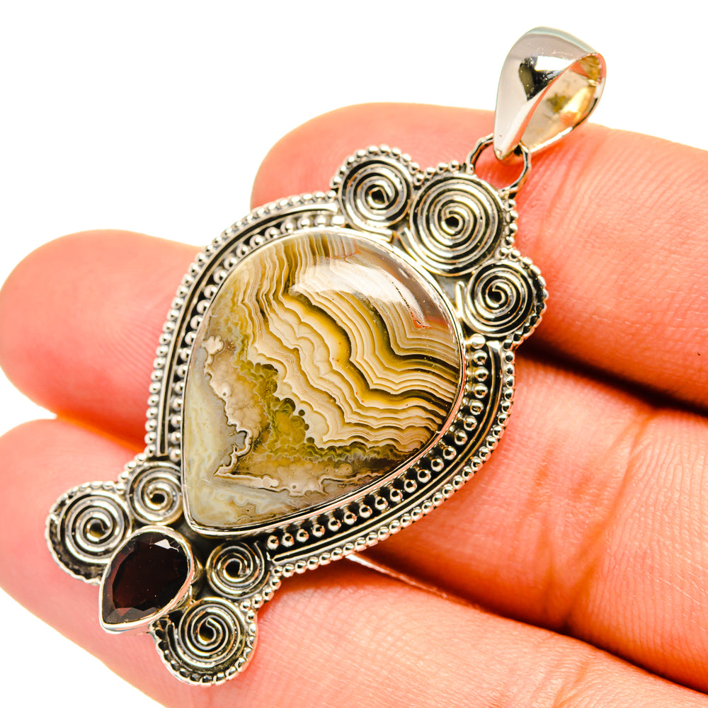 Laguna Lace Agate Pendants handcrafted by Anasilvercos - PD6502