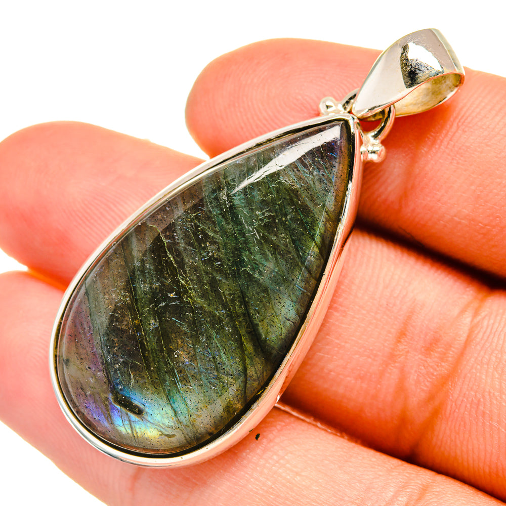 Labradorite Pendants handcrafted by Anasilvercos - PD6522