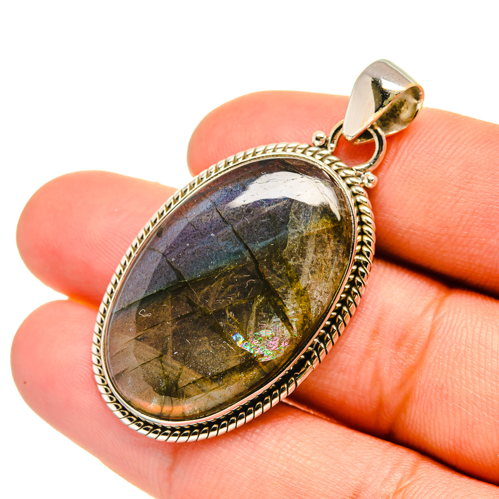 Labradorite Pendants handcrafted by Anasilvercos - PD6549