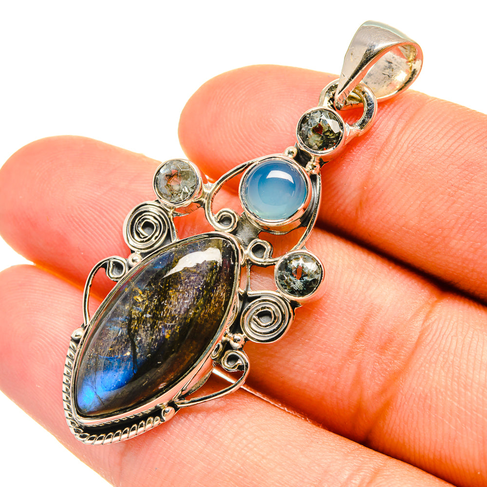 Labradorite Pendants handcrafted by Anasilvercos - PD6561