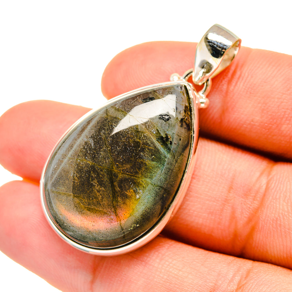 Labradorite Pendants handcrafted by Anasilvercos - PD6642