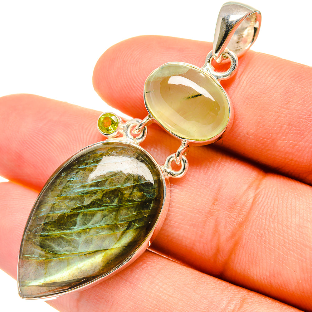 Labradorite Pendants handcrafted by Anasilvercos - PD6644