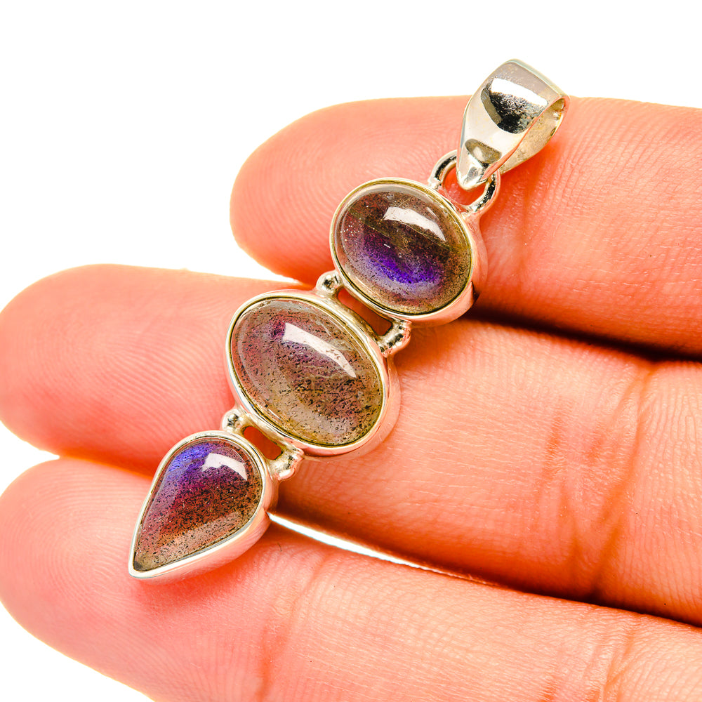 Labradorite Pendants handcrafted by Anasilvercos - PD6679
