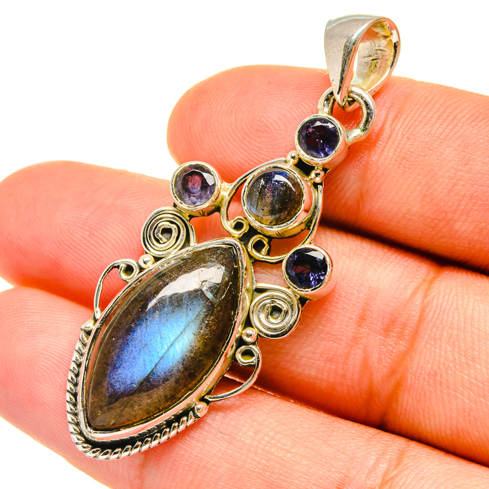 Labradorite Pendants handcrafted by Anasilvercos - PD6719