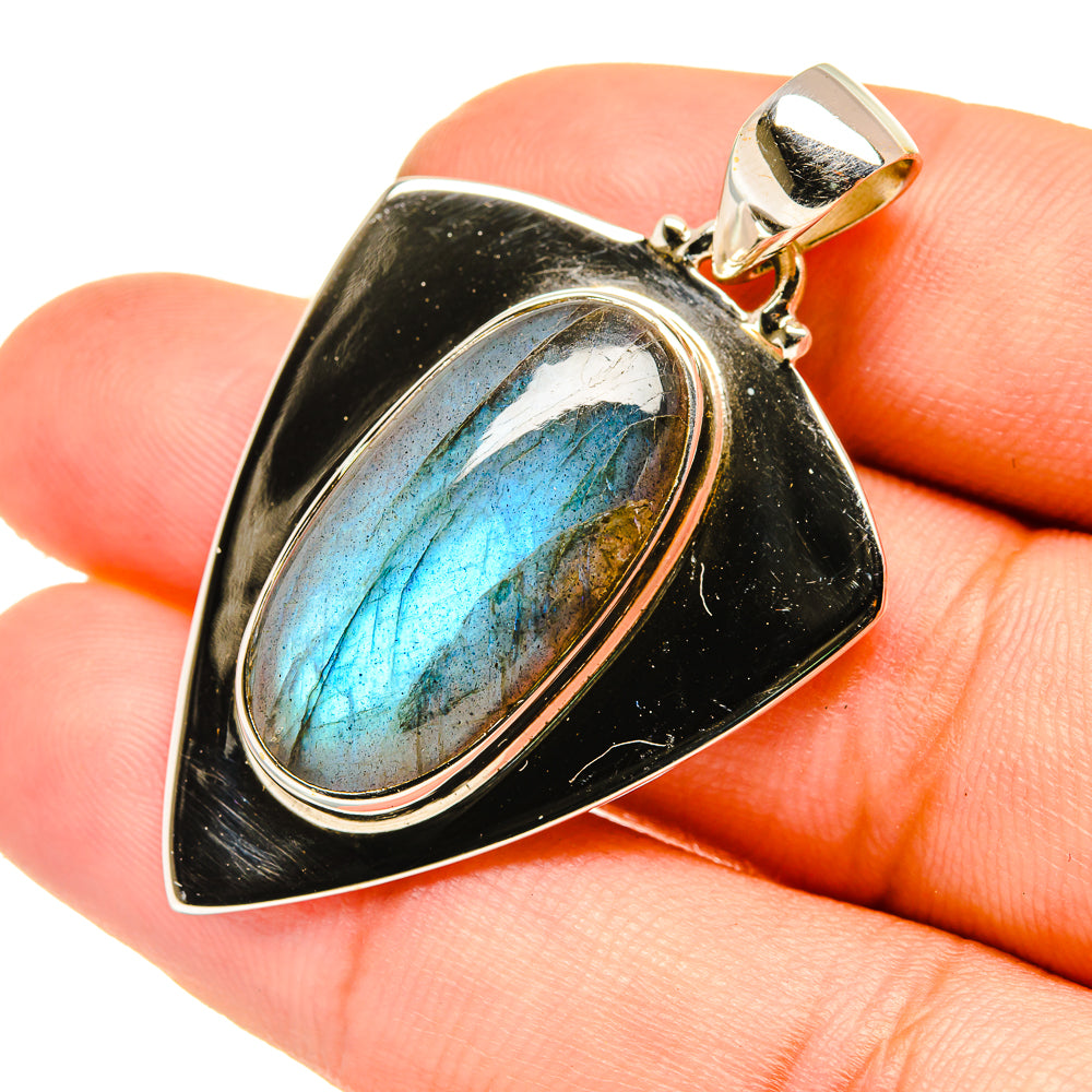 Labradorite Pendants handcrafted by Anasilvercos - PD6784