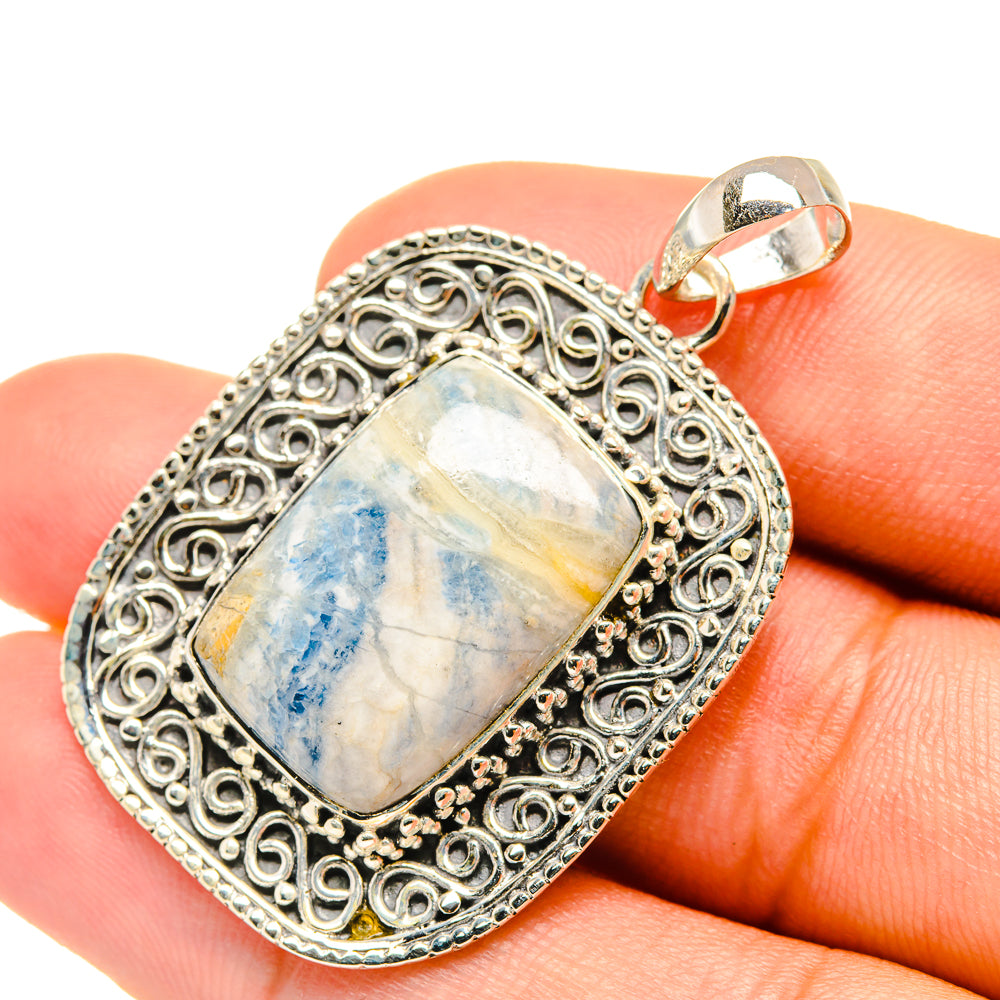 Blue Scheelite Pendants handcrafted by Anasilvercos - PD7011