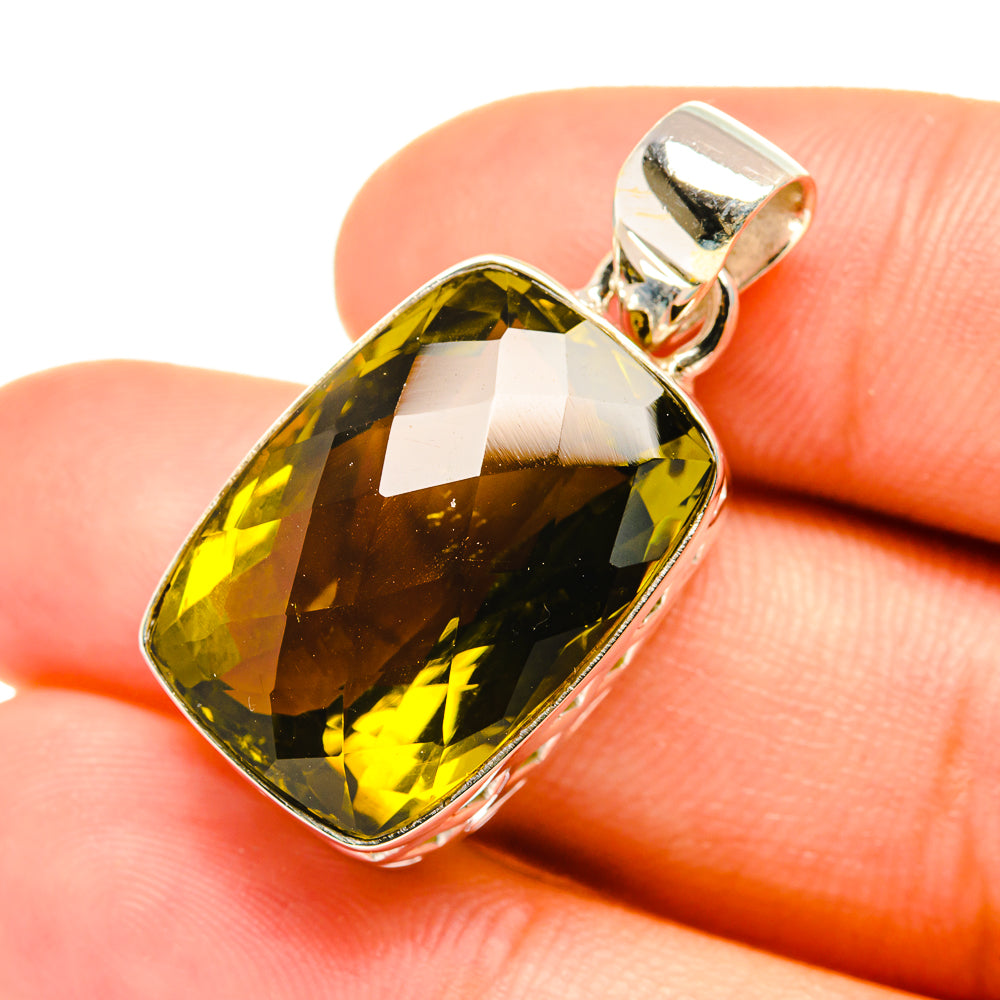 Olive Quartz Pendants handcrafted by Anasilvercos - PD7028
