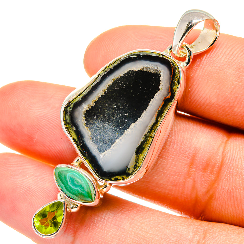 Coconut Geode Slice Pendants handcrafted by Anasilvercos - PD7031
