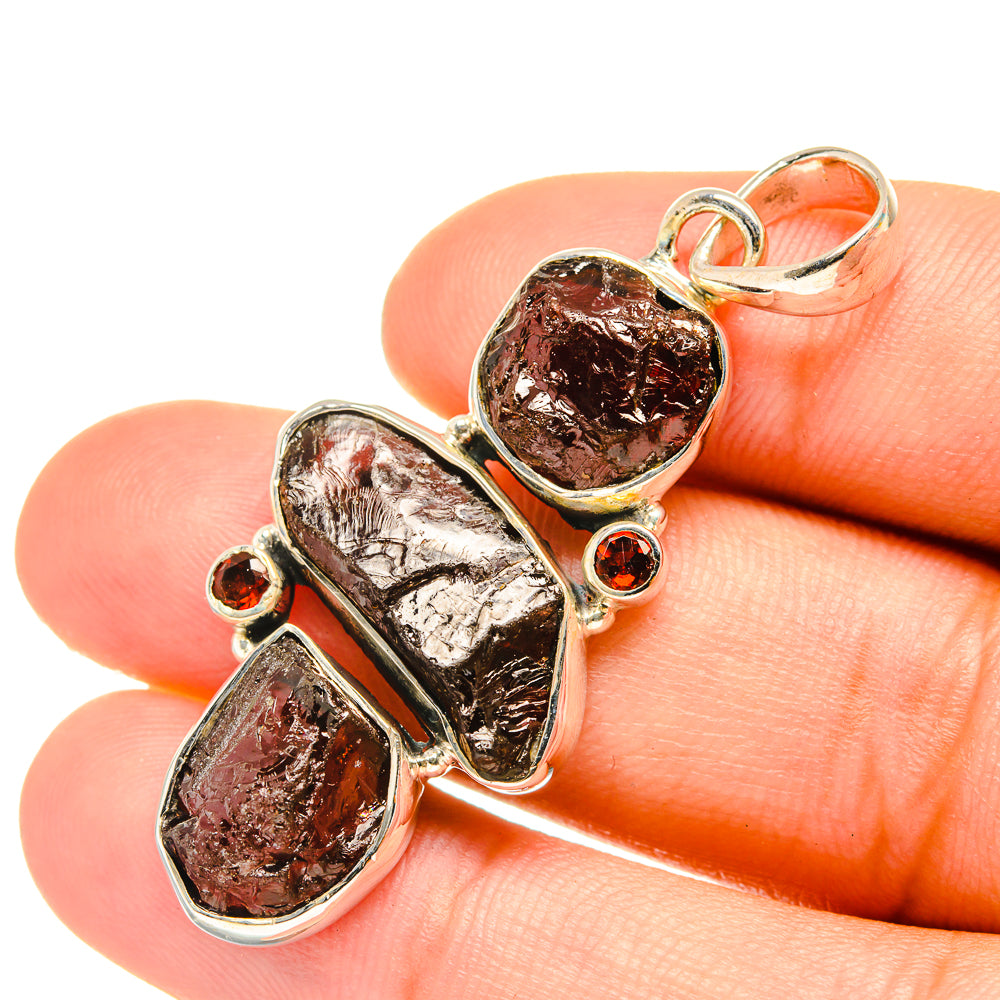 Garnet Pendants handcrafted by Anasilvercos - PD7036
