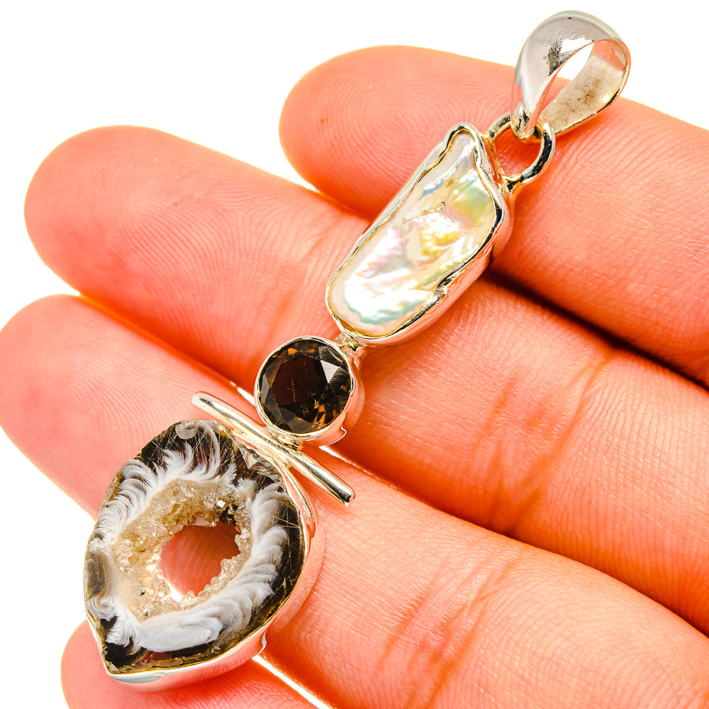 Occo Geode Slice Pendants handcrafted by Anasilvercos - PD7080